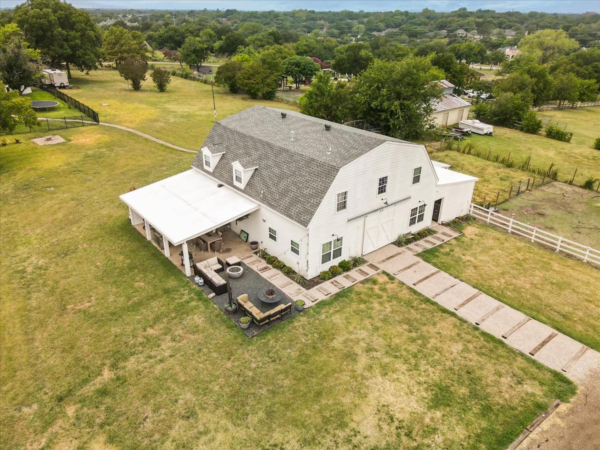 Scenic Rustic Farmhouse - Patio Gameroom Firepit Гарленд Экстерьер фото